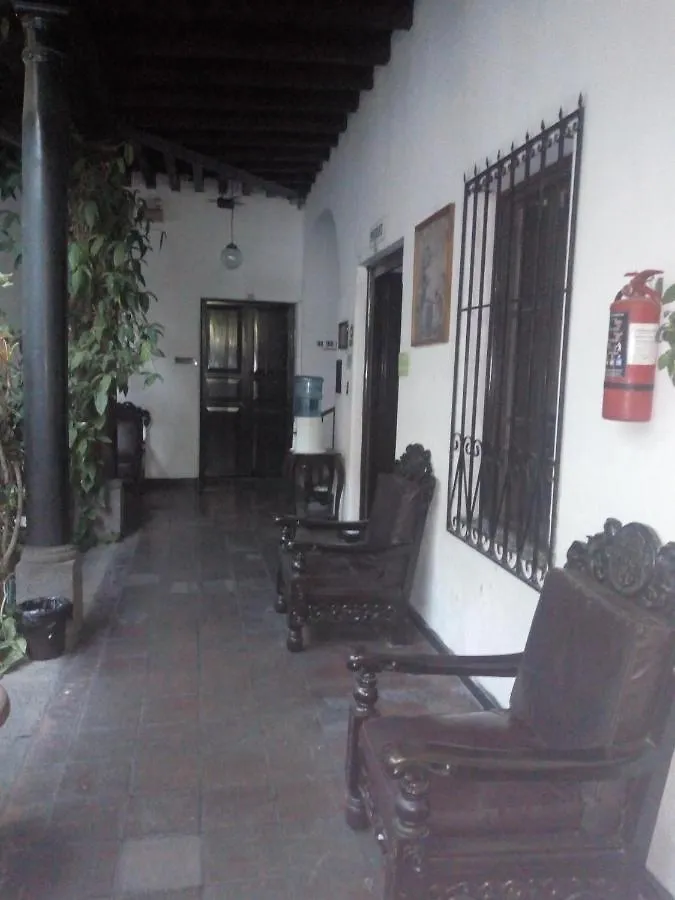 Hotel Spring Guatemala-Stadt