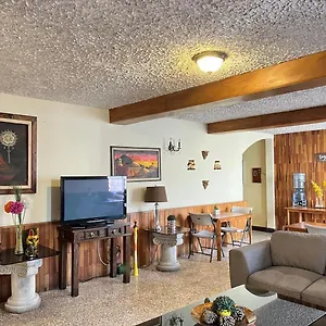 Guest house Volcanes, Guatemala City